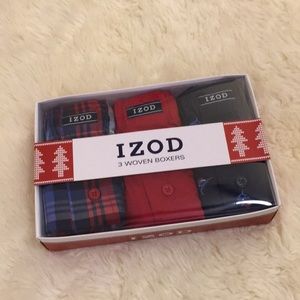 IZOD 3 WOVEN BOXERS NWT
